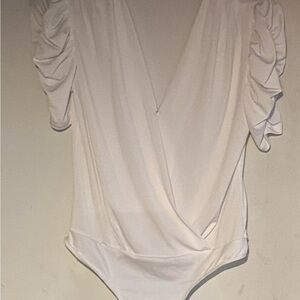 Elegant White Ruched Sleeve Women's Top